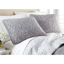 Load image into Gallery viewer, Full/Queen Quilt + 2 Standard Shams Gray Thijmen Microfiber Reversible Quilt Set
