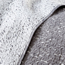 Load image into Gallery viewer, Full/Queen Quilt + 2 Standard Shams Gray Thijmen Microfiber Reversible Quilt Set
