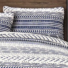 Load image into Gallery viewer, Tidwell Reversible Quilt Set-King #16ms
