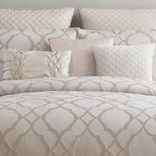 Load image into Gallery viewer, Tinley Comforter Set, King
