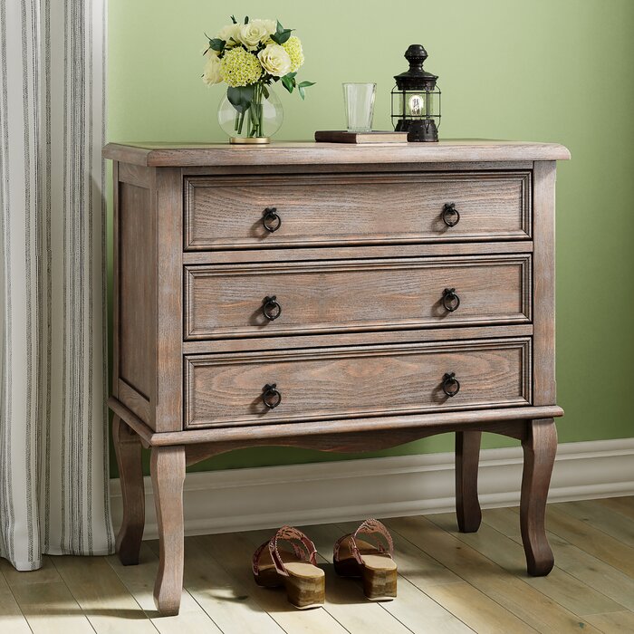 Tova 31.9'' Tall 3 - Drawer Accent Chest