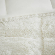 Load image into Gallery viewer, Trahan 2 Piece Full/Queen Comforter Set SB1952
