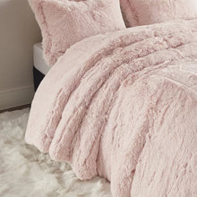 Load image into Gallery viewer, Twin/Twin XL Comforter + 1 Standard Sham Blush Trahan Faux Fur Comforter Set
