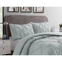 Load image into Gallery viewer, Full/Queen Comforter + 2 Standard Shams Silver Ulloa Microfiber Traditional Comforter Set
