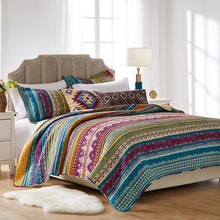 Load image into Gallery viewer, Valencia Reversible Quilt Set KING MRM238
