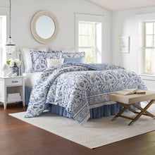 Load image into Gallery viewer, Veronique Reversible Comforter Set 142AH
