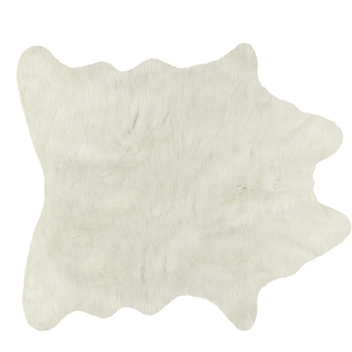 5.25' x 7' Off White Faux Fur Area Rug #9331