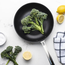 Load image into Gallery viewer, Hard Anodized Nonstick 2 Piece Fry Pan Set
