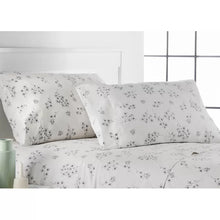 Load image into Gallery viewer, Twin XL Blue Vinit Floral Sheet Set
