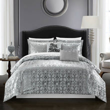 Load image into Gallery viewer, Twin Comforter + 1 Sham + 2 Throw Pillows Gray Vogelsang Percale Comforter Set
