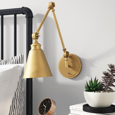 Waucoba 1 - Light Plug-in Swing Arm Warm Brass 330CDR