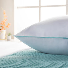 Load image into Gallery viewer, King Wayfair Sleep™ Encased Cooling Shredded Memory Foam Medium Support Pillow
