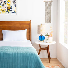 Load image into Gallery viewer, Queen Wayfair Sleep™ Encased Cooling Shredded Memory Foam Medium Support Pillow
