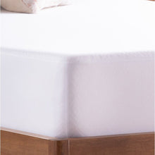 Load image into Gallery viewer, Wayfair Sleep Hypoallergenic and Waterproof Fitted Mattress Protector 1396CDR
