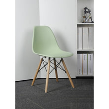 Load image into Gallery viewer, Welling Side Chair (Set of 4)
