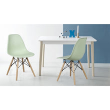 Load image into Gallery viewer, Welling Side Chair (Set of 4)
