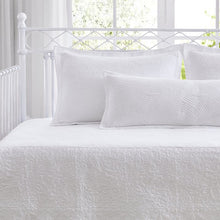 Load image into Gallery viewer, White Quilted Daybed Cover Set 4 Piece, Twin
