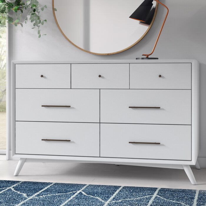 White Williams 7 Drawer Dresser 489AH