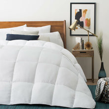Load image into Gallery viewer, Winter Microfiber Down Alternative Comforter king
