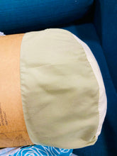 Load image into Gallery viewer, Powhattan Reversible 2 Piece QUEEN Comforter Set 4980RR
