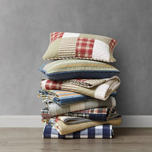 Load image into Gallery viewer, Yakima Valley Blue Standard Cotton 136 TC Reversible Farmhouse / Country Quilt Set, EC1170
