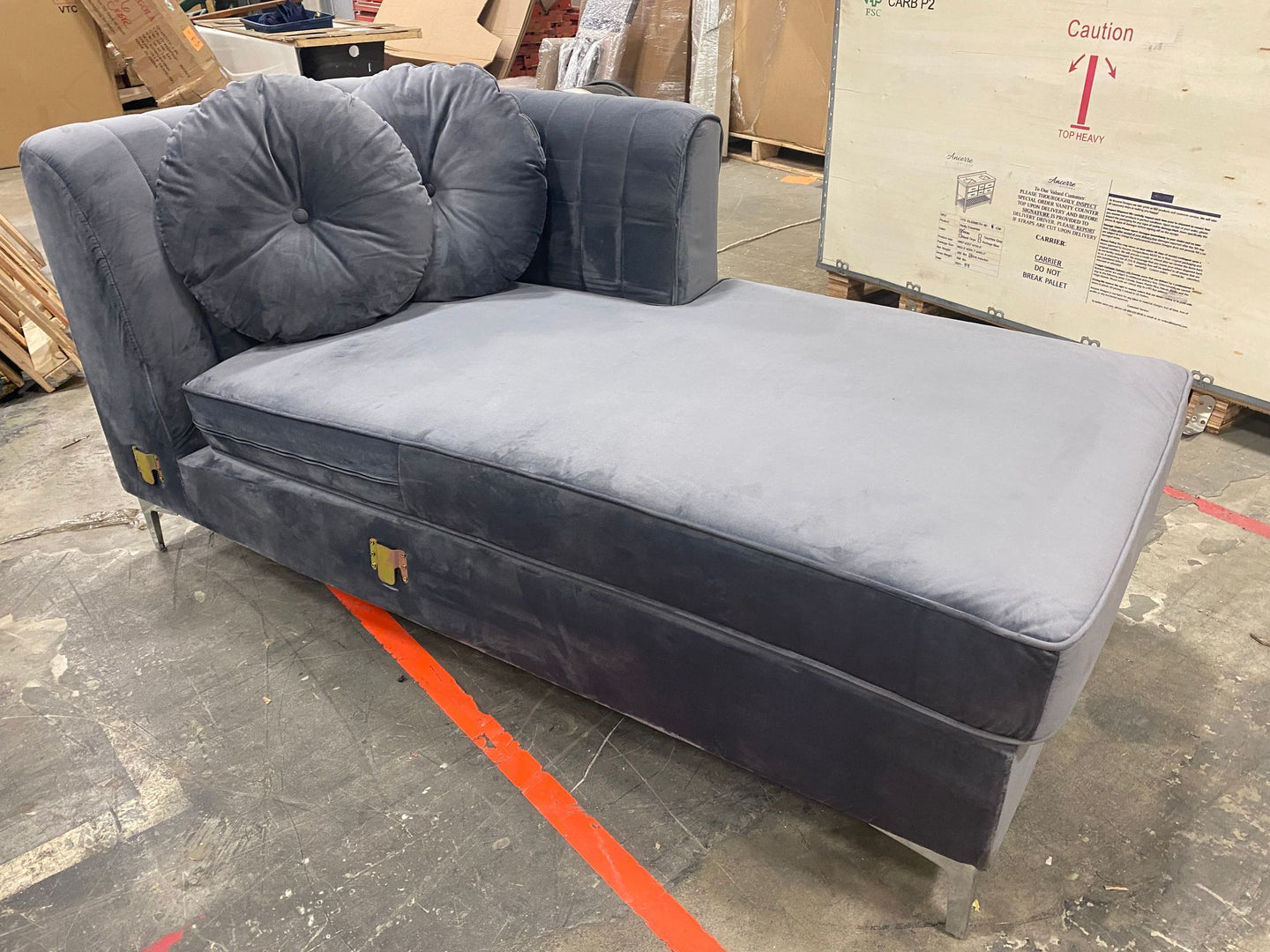 Meridian Furniture Graham yGrey Velvet ***AS IS***(Chaise ONLY)6616RR-OB