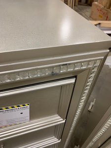 Set of 2 night stands