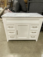 Load image into Gallery viewer, Horacia 42&quot; Single Bathroom Vanity Set White
