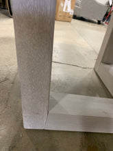 Load image into Gallery viewer, Farmhouse Round extendable table- whitewash grey
