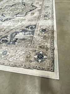401 East Shore Collection Malika Area Rug 6'6" x 9'5" Gray Multi AS IS (2215RR)