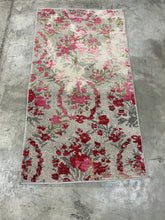 Load image into Gallery viewer, Monaco Decatur 2 x 4 Ivory/Pink Indoor Floral/Botanical Vintage Throw Rug(2234RR)
