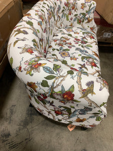 Quinones Chesterfield 54” Rolled Arms Loveseat