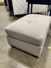 Load image into Gallery viewer, Tufted ottoman with detachable pillow top
