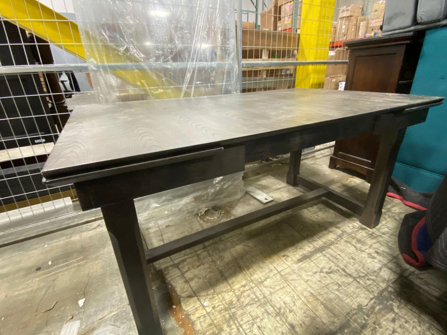 Extendable Dining Table in Gray
