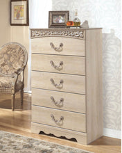 Load image into Gallery viewer, Catalina Antique White 5 Drawer Chest
