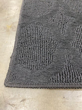 Load image into Gallery viewer, Adrienne Tufted Black Rug 9’6” x 7’6” Black(1703RR)

