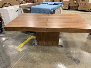 Gainsborough Extendable Dining Table