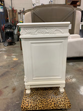 Load image into Gallery viewer, Torrey 60&quot; Double Bathroom Vanity Set
