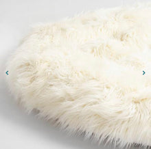 Load image into Gallery viewer, Ivory Mongolian Faux Fur Papasan Cushion ONLY(733)
