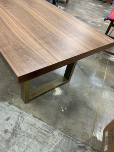 Barris Dining Table