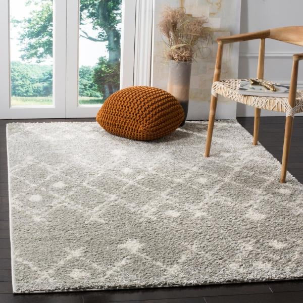 Safavieh Berber Shag Light Gray/Cream 6 ft. x 9 ft. Area Rug(1508)