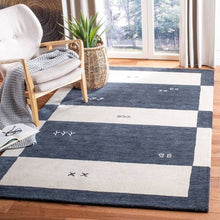 Load image into Gallery viewer, Safavieh Handmade Himalaya Modern &amp; Contemporary Geometric Cream Wool Rug 6&#39; Square Cream(1509)
