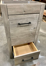 Load image into Gallery viewer, Sandtoft 19" Single Bathroom Vanity Set AS IS
