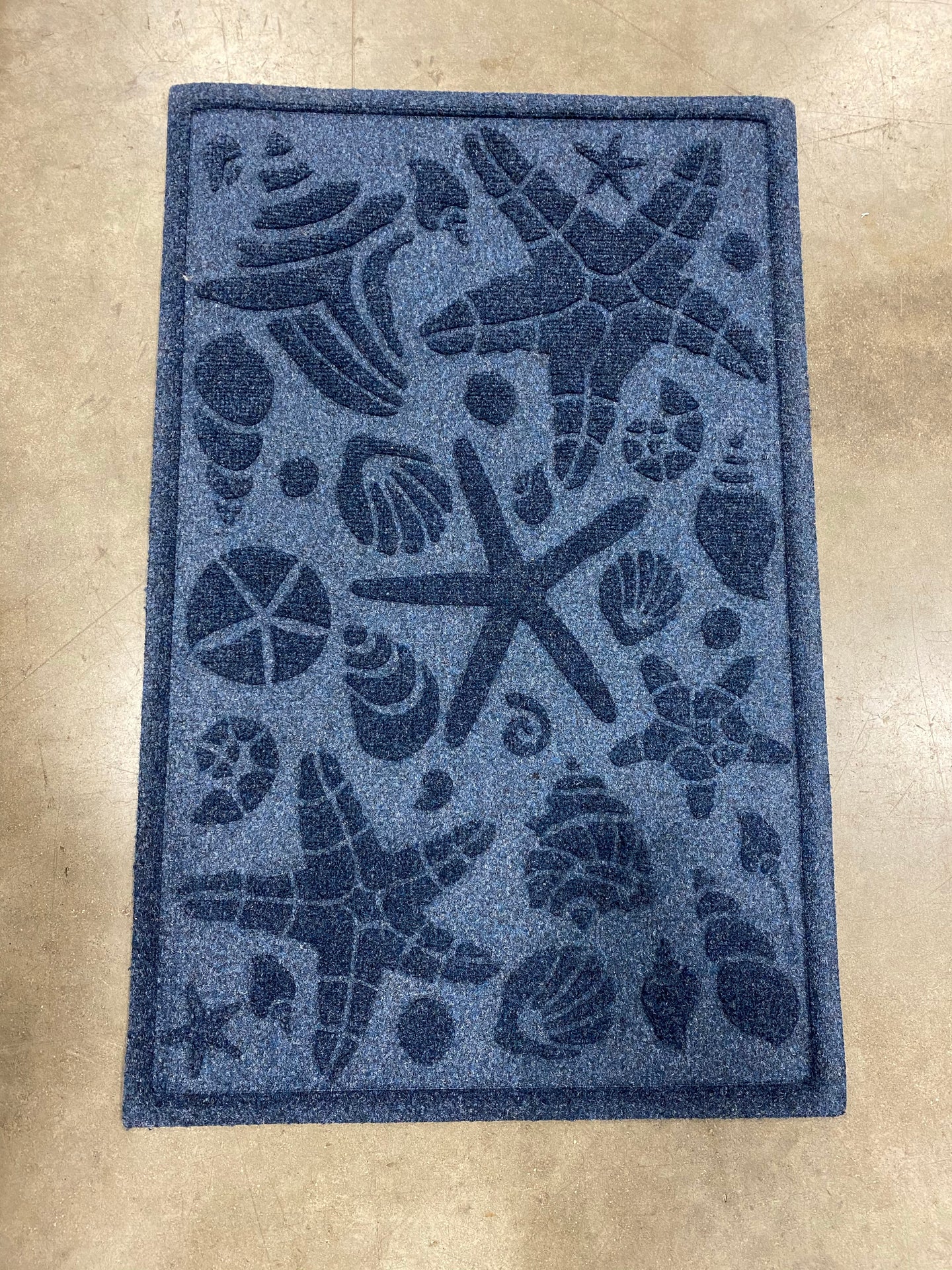 Seashell Doormat Blue 23” x 35.5(1674RR)
