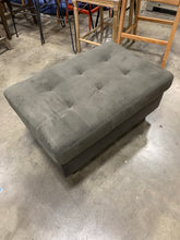 Load image into Gallery viewer, Storage ottoman
