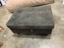 Load image into Gallery viewer, Storage ottoman
