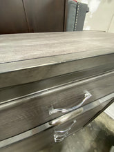 Load image into Gallery viewer, Olney 6 Drawer Chest Gray
