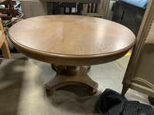 Load image into Gallery viewer, Round Solid Wood Dining Table
