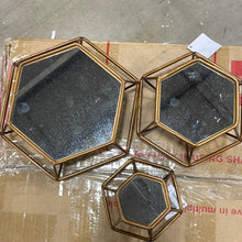 Load image into Gallery viewer, Cajuan 3 Piece Hexagonal Wall Mirror Set
