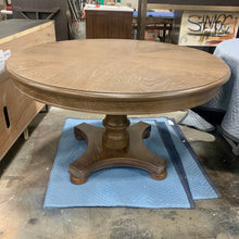 Load image into Gallery viewer, Round Solid Wood Dining Table

